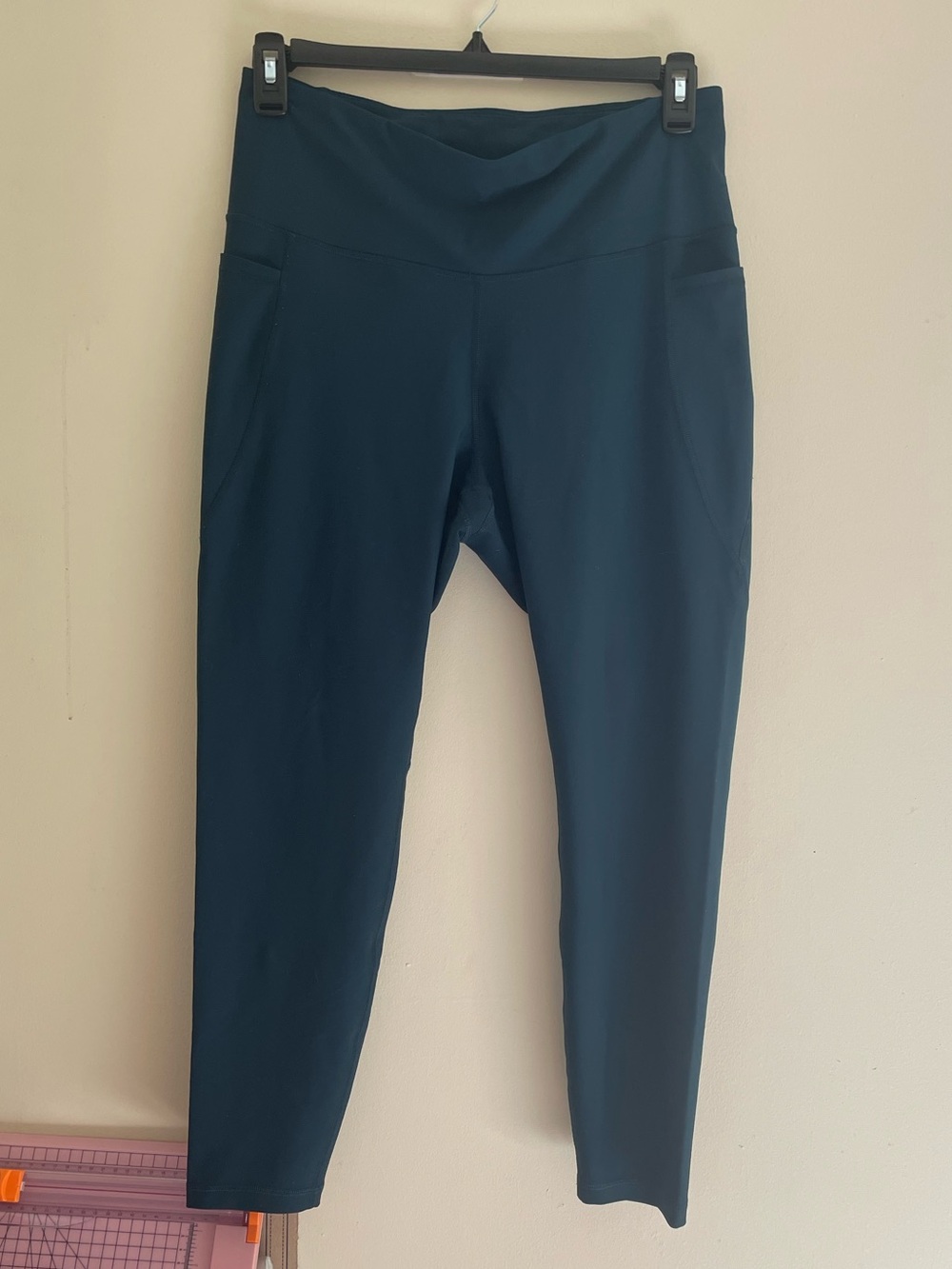 Old Navy High-Rise Dark Teal Leggings with Side Pockets